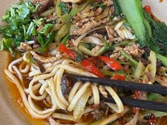 -方铲铲·成都板凳面(滨江银泰店)