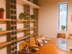 -苹果树下艺术餐厅(宋庄店)