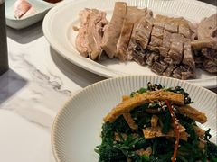 手抓羊肉-贯贯吉·清真餐厅(浙江中路店)