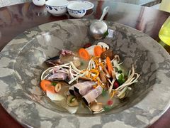 -姚记抚仙湖石锅鱼庄