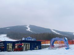 -中旅松花湖滑雪场