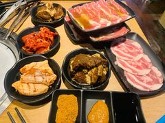 -本家·小顽牛自助烤肉(金润路店)