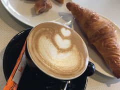 -Dough&Joe团憩(瑞虹天地月亮湾店)