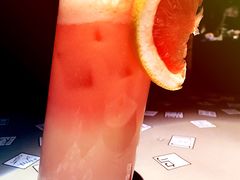 -穹六人间 people 6(岳阳路店)