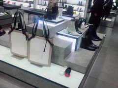 -CHARLES&KEITH(1234space店)