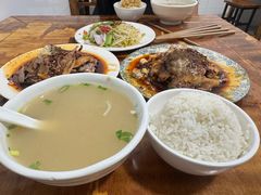 肥肠豆汤-温记府廟豆汤饭·始于1955年(海椒店)