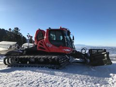 -丝绸之路山地度假区滑雪场