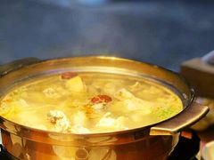 -千岛蚝高压锅生蚝·人参火锅(白云万达店)