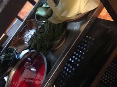 -周幺妹重庆老火锅(银泰城总店)