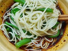 -张记奔吃小面