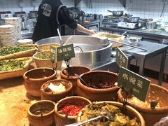 -云阿蛮云南生烫牛肉米线(奉贤路店)