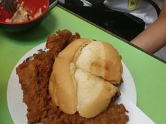 豬趴包-胜利茶餐室