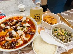 -渔语鱼新川菜Bistro(万象天地店)