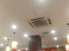 -佬缸炮江湖川菜(玉林店)