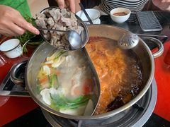 -老石黑山羊毛驴肉火锅(金凯广场店)