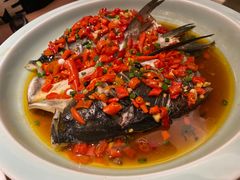 老坛剁椒蒸鲜活鱼头-北方家宴(番禺永旺店)