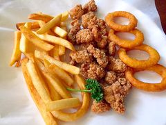 -JINNS锦时 steak&pizza(浸信会礼拜堂旧址店)