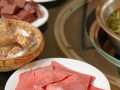 -周老三跷脚牛肉·全牛火锅(非遗传承店)