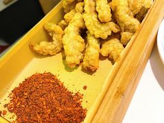 -洪氏嗨捞·广东猪肚鸡·椰子鸡火锅(西咸万象城店)