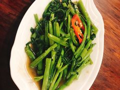 -Dang restaurant (patong phuket)