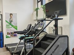-悦耐私教健身馆(保利中心店)
