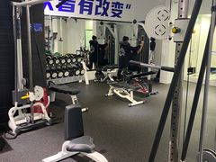 -汗水空间私教健身连锁(SM广场店)