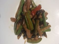 鸡枞菇炒松板肉-海立阁海鲜江浙菜(漕河泾印象城店)
