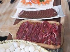 -何鲜菇火锅(大营盘店)