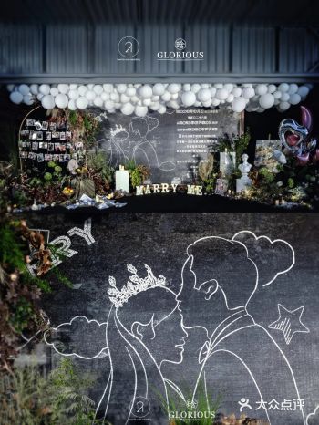  经历过三年之痛，七年之痒，第十年，他们的爱情开启了