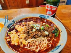-丁丁猫重庆小面(徐州路店)