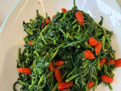 -民族手抓羊肉馆·滩羊手抓·烤全羊