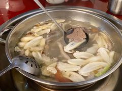 -老石黑山羊毛驴肉火锅(金凯广场店)