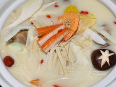 -三人行骨头王火锅(长寿店)