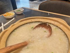 生滚牛肉粥-潮界(虹桥新天地店)