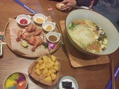 -芸南道·过桥米线(昆明老街旗舰店)