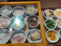 -良米山·云南野生菌过桥米线(上海首店)