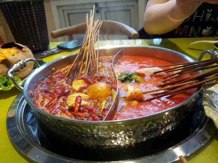 诱三川串串香.火锅-"相隔一周又品尝一次 一个人享受串串的味道.