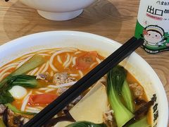 -蒙自源米线大王(花园城商场店)