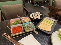 -得意咚瓜·顺德鱼生·冬瓜火锅(深圳首店)