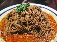 -蓝田九大碗民俗食府(蓝田店)