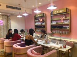 -米小兔美甲美睫