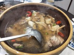 -雅和睿景·商务宴·风味土窑鸡(花博汇店)