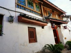 -五花石之旅客栈
