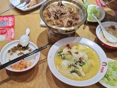 -南城香·饭香串香馄饨香(青年路店)