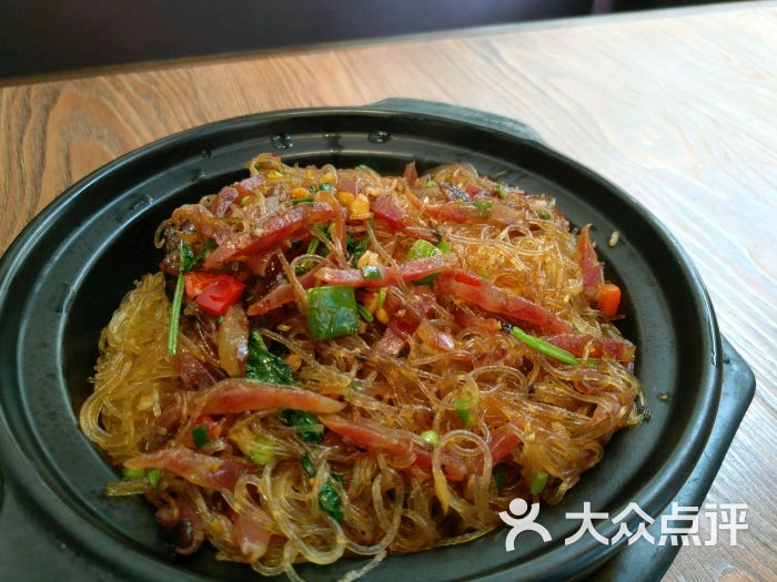 啫啫腊味粉丝煲