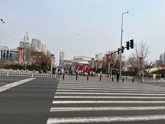 -人民广场(地铁站)