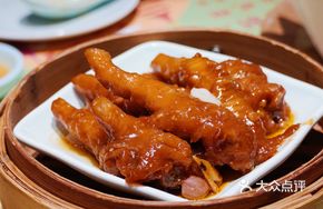 Baihe Sauce Steamed Pig Feet