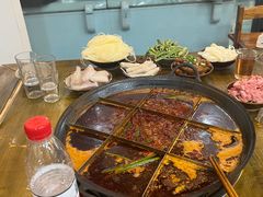 -正南齊北重庆老火锅(光华村直营店)