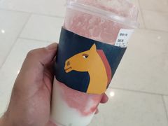 草莓卡酪-春丽小马(济南恒隆广场店)