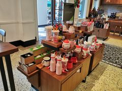 零售区-星巴克臻选(广州沙面店)